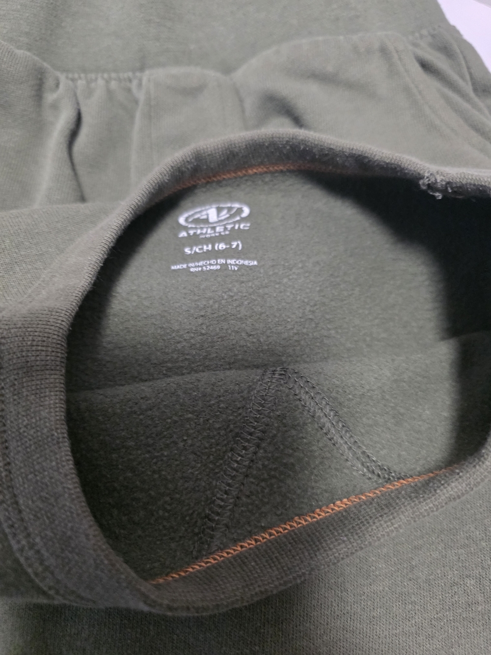 Boys' Size 6-7 Classic Crewneck Sweatshirt and Jogger Set - Black & Olive - Picture 6 of 11